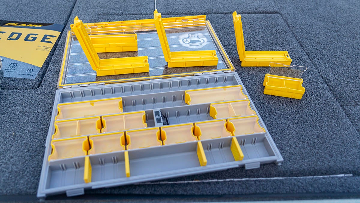 Top Best Plano Waterproof Stowaway: Best For Convenience! 8 plano edge terminal compartments