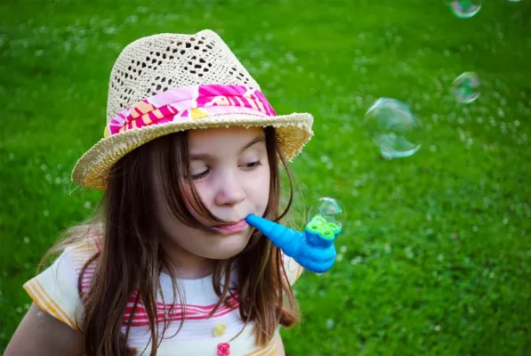 Home - Findingneverlandthemusical 7 Best Bubble Blowing Pipes
