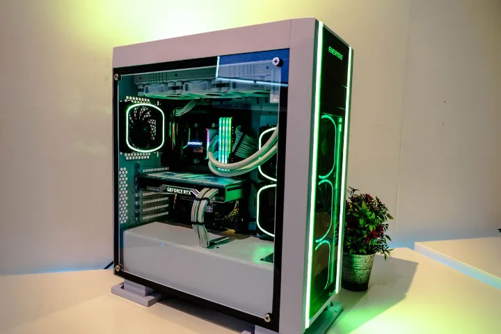 PC CASE WITH OPTICAL DRIVE BAY 2: THE PERFECT OPTION FOR A DESKTOP COMPUTER 4 pc case with optical drive bay 2