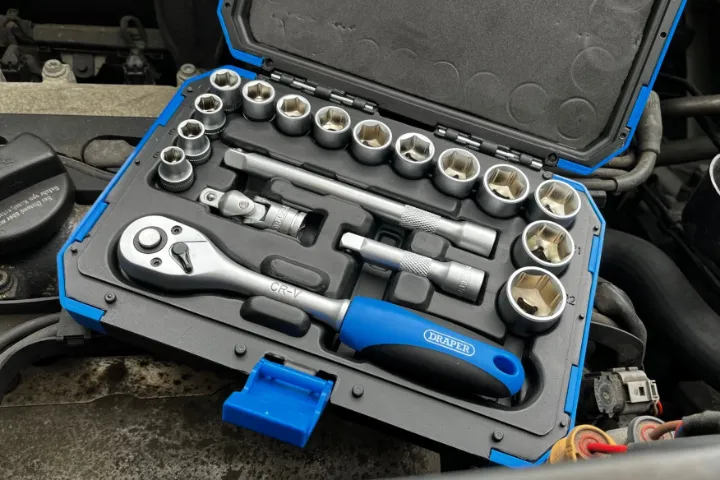 WHAT IS THE BEST SOCKET SET FOR THE MONEY? 2 best socket set