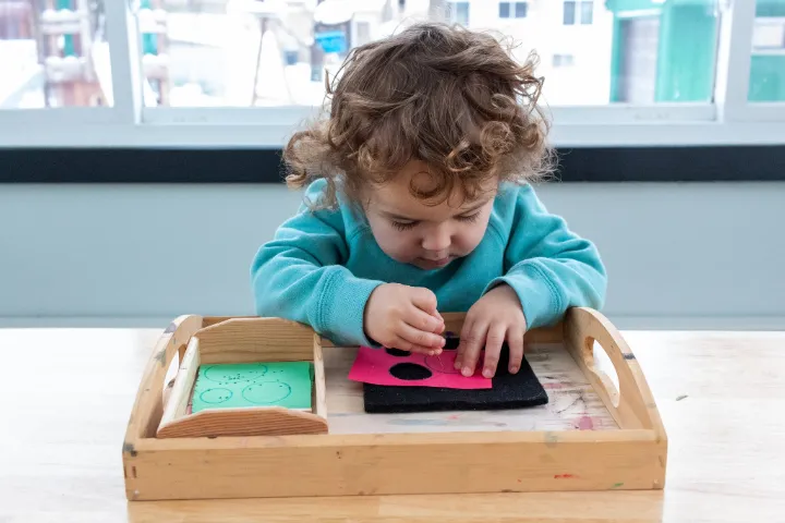 Kid Safe Push Pins - The Perfect Way To Keep Your Kids Organized! 5 kid safe push pins