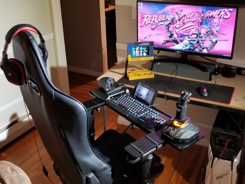 GAMING CHAIR WITH JOYSTICK MOUNT: A MUST-HAVE FOR GAMERS WHO LOVE TO PLAY! 3 gaming chair with joystick mount