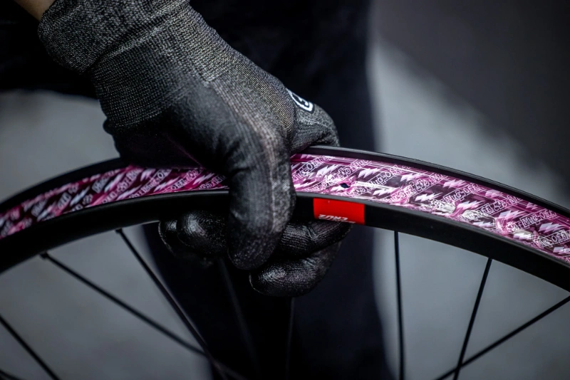 install tubeless rim tape