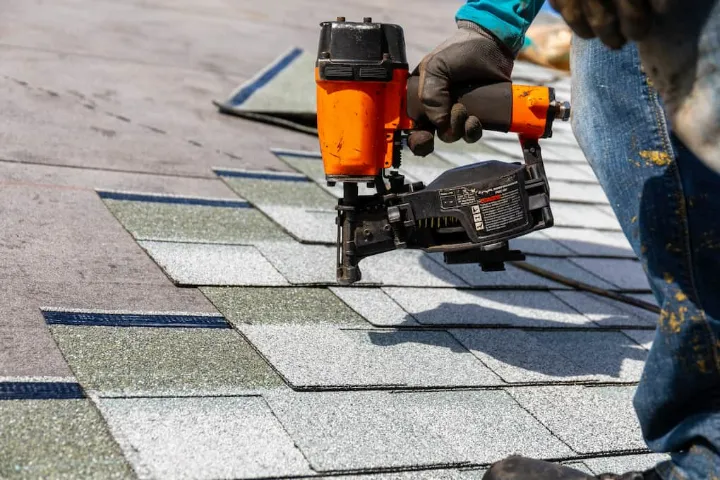 WHAT IS THE BEST COIL ROOFING NAILER FOR THE MONEY? 3 roofing nailer