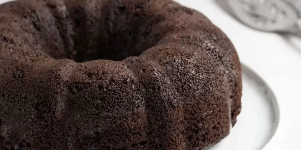 Cool Off With The Sweet Taste of Jamaican Ice Cream Cake 1 jamaican ice cream cake