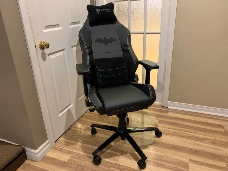 Secretlab Titan 2020 Series Napa Leather Gaming Chair Review - The Best Gaming Chair You Can Buy! 7 napa leather gaming chair