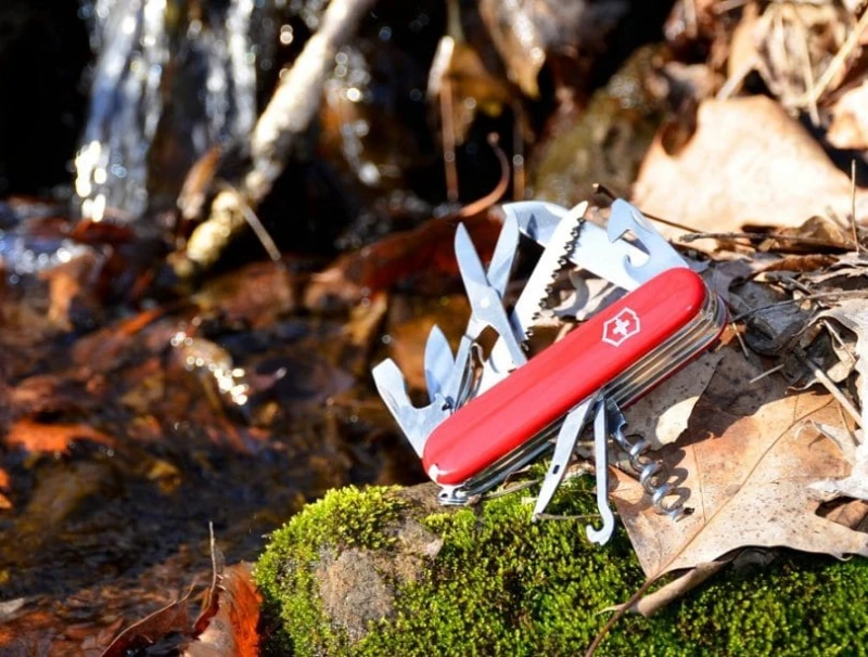 Best Swiss Army Knife: Buyer’s Guide for the Best Swiss Army Knives 6 best swiss army knife